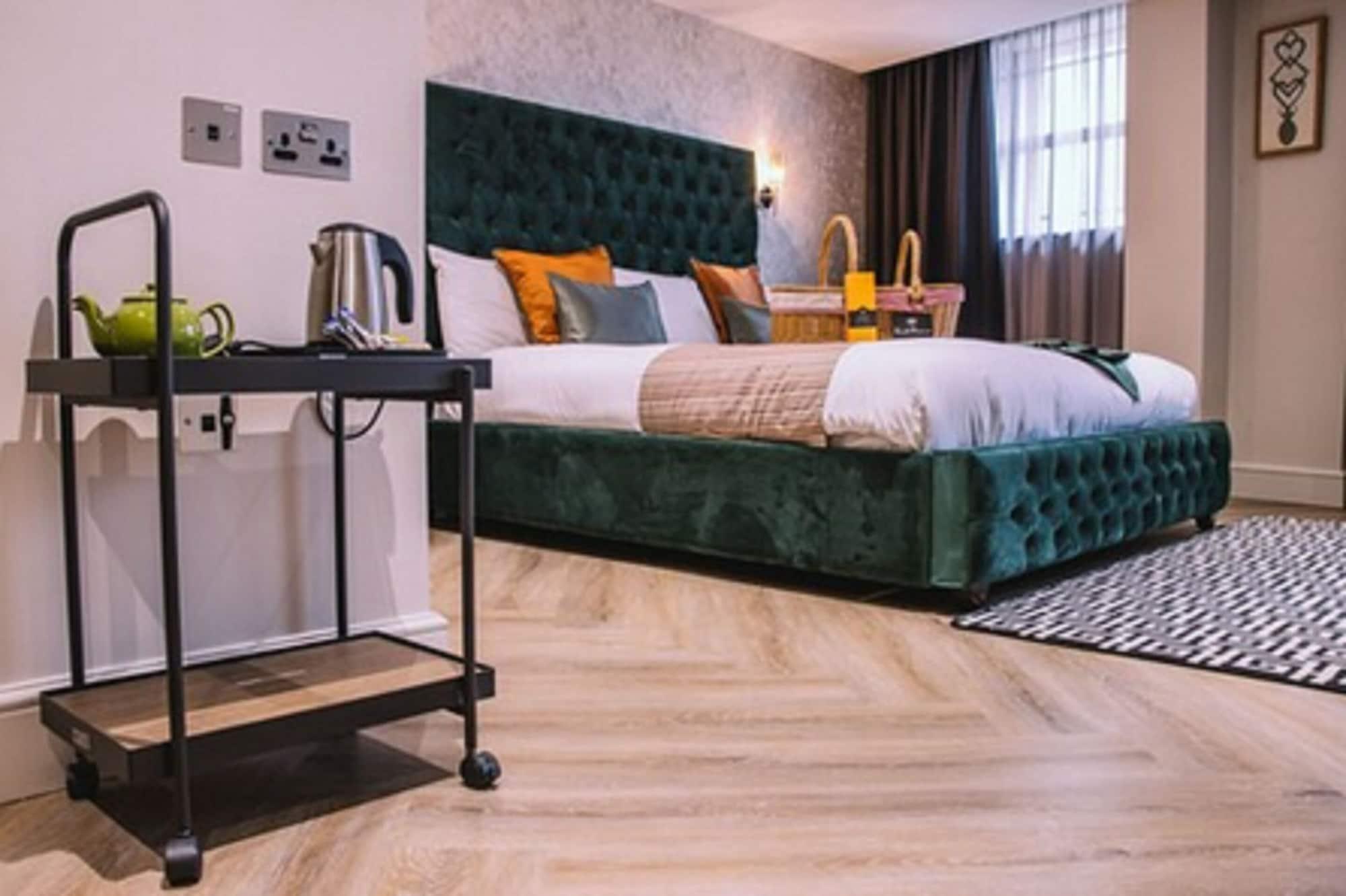 Hotel The Grand 3*